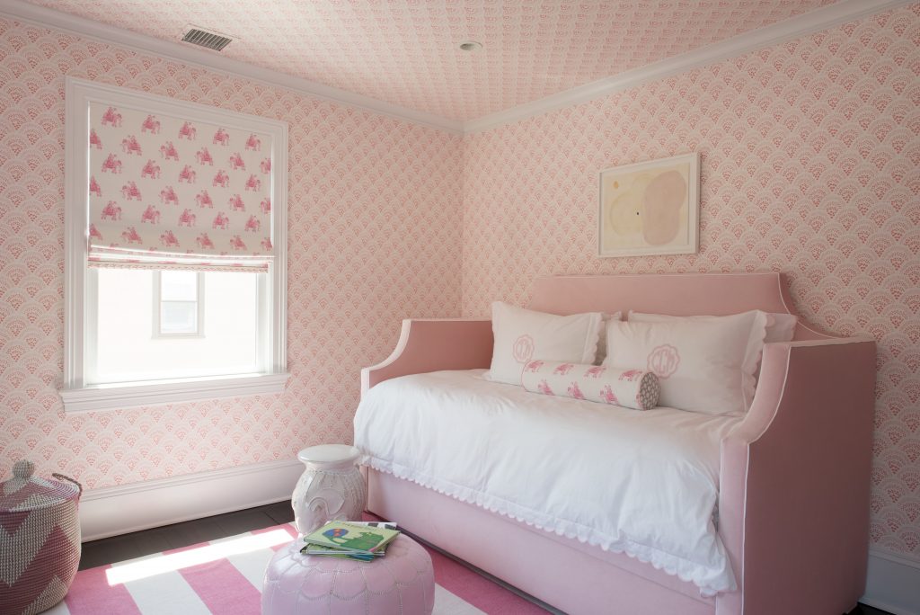 pink room